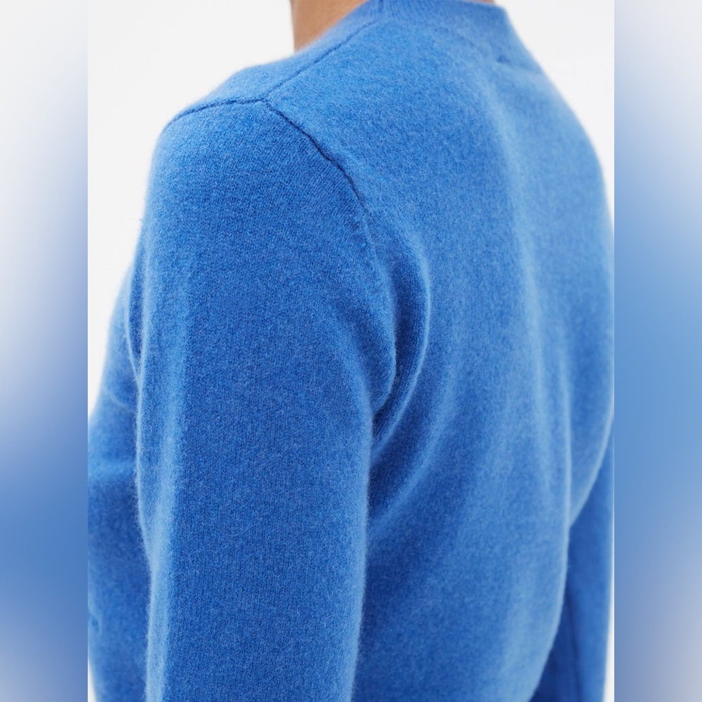 NWT $448 Frame Cutout Cashmere Sweater in Blue - Picture 3 of 4